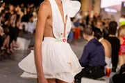 Editor de moda Bruno Uchôa debate futuro e desafios do mercado fashion