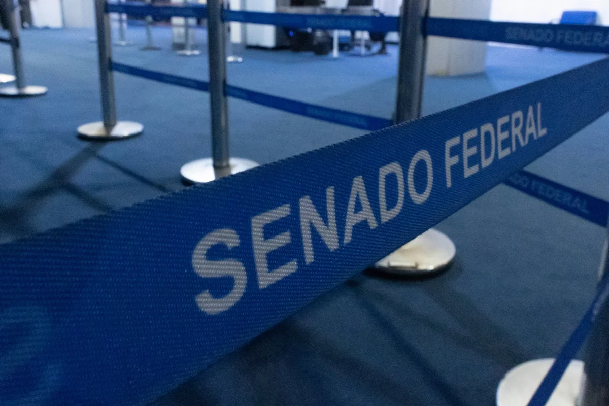 O que dizem as pesquisas finais para o Senado em Minas
