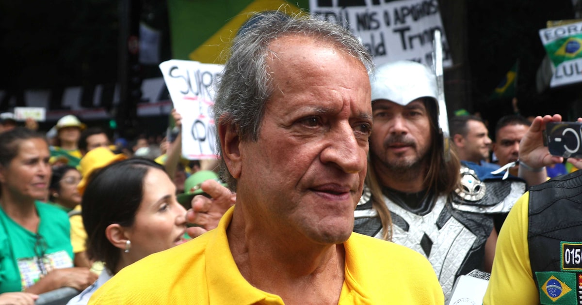 Valdemar Costa Neto projeta presença de Jair Bolsonaro em um eventual governo Flávio