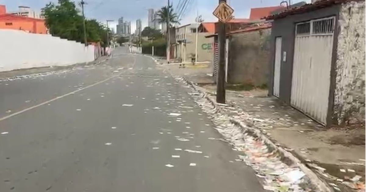 Polícia vai usar câmeras de segurança para identificar quem jogou santinhos em ruas de João Pessoa