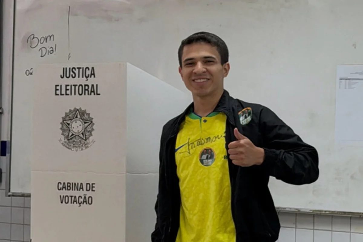 Saiba quem é Victor Jansen, deputado distrital mais jovem eleito no DF
