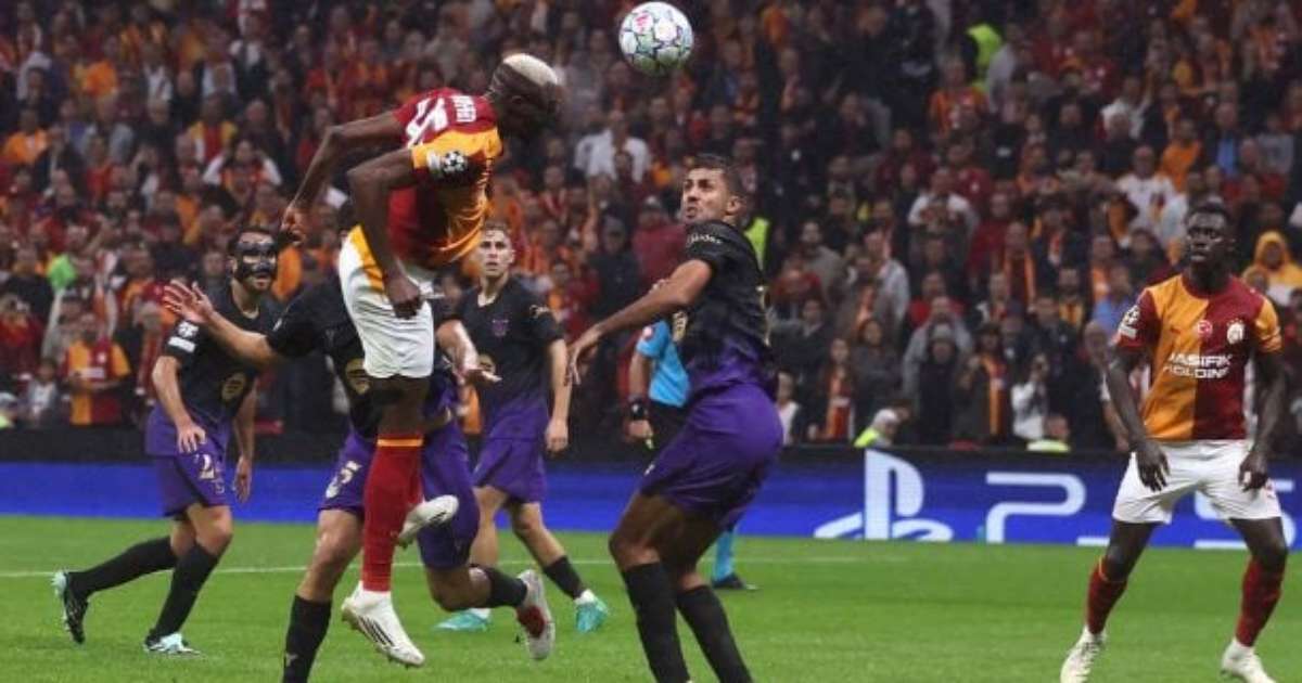 Barcelona goleia o Galatasaray e se mantém 100% na Champions