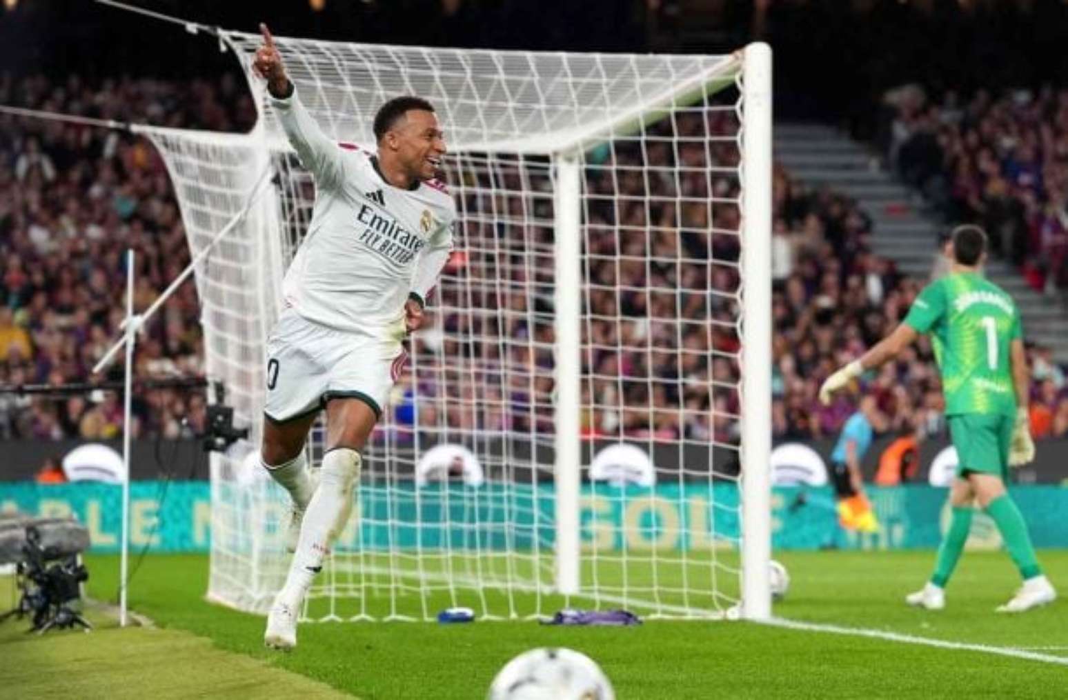 Barcelona perdeu para Real Madrid no Camp Nou &ndash;
