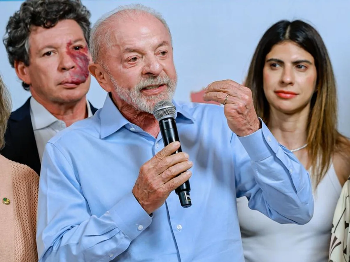 Lula garante que irá a debate da Band mesmo com a ausência de Flávio