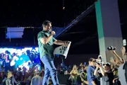 Lula divide verba de campanha entre rua e redes; Flávio foca no digital