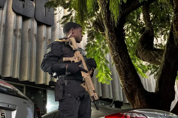 Polícia prende sete acusados de tráfico de drogas na Bahia e no Paraná - destaque galeria