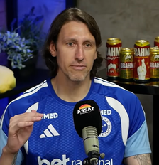 Atualmente no Cruzeiro, Cássio defendeu o Corinthians por cerca de 12 anos Foto: Reprodução/Charla