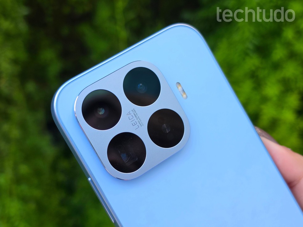 Xiaomi 17T vs Poco X8 Pro: o que realmente muda entre os celulares?