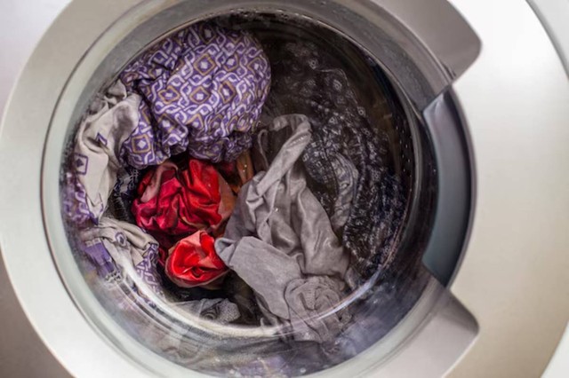 Máquina de lavar Brastemp não centrifuga? Veja 6 motivos e como resolver