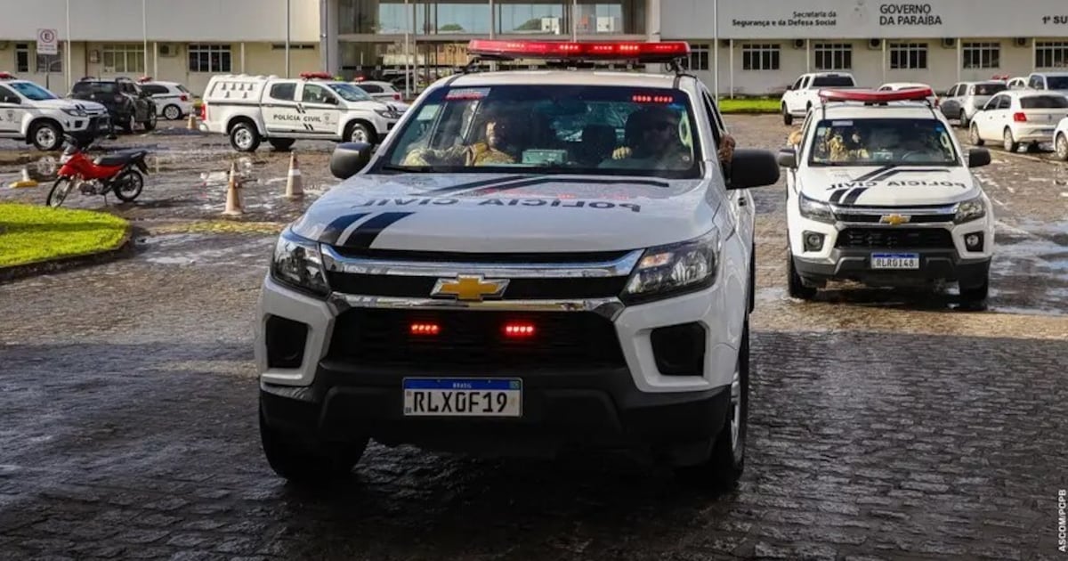 Arma é encontrada dentro de urso de pelúcia em João Pessoa; suspeito de mortes é preso
