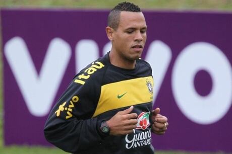 Luxemburgo, Marcelinho Carioca, Edmundo, Sarah Menezes e mais: veja os esportistas candidatos