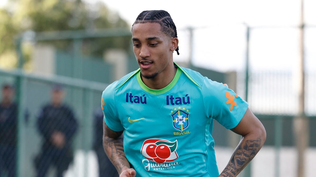 João Pedro sofre lesão muscular no Chelsea e deve perder nova Data Fifa com a seleção brasileira