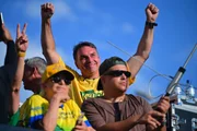 Da desconfiança à reta final: a caminhada de Flávio Bolsonaro no 1º turno