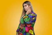 Imagem da matéria: Marília Mendonça evitou músicas próprias para fugir de fofocas, diz livro