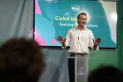 Imagem da matéria: Newsom reage a Trump após fala sobre ataques a Los Angeles e San Diego