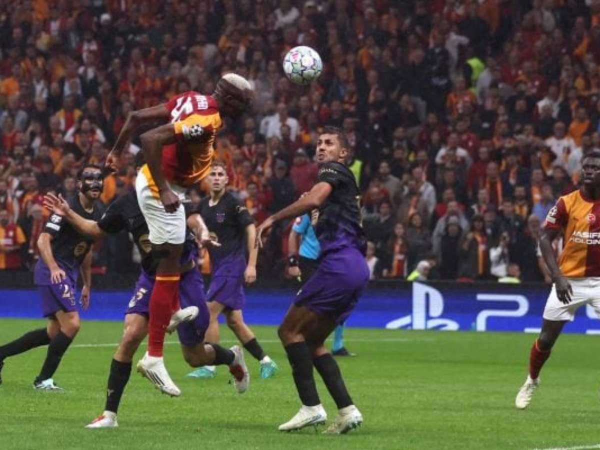 Barcelona goleia o Galatasaray e se mantém 100% na Champions
