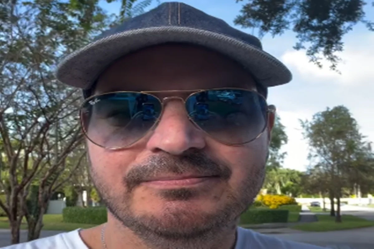 Constantino reage a investigação por xenofobia: “Podem vir para cima”